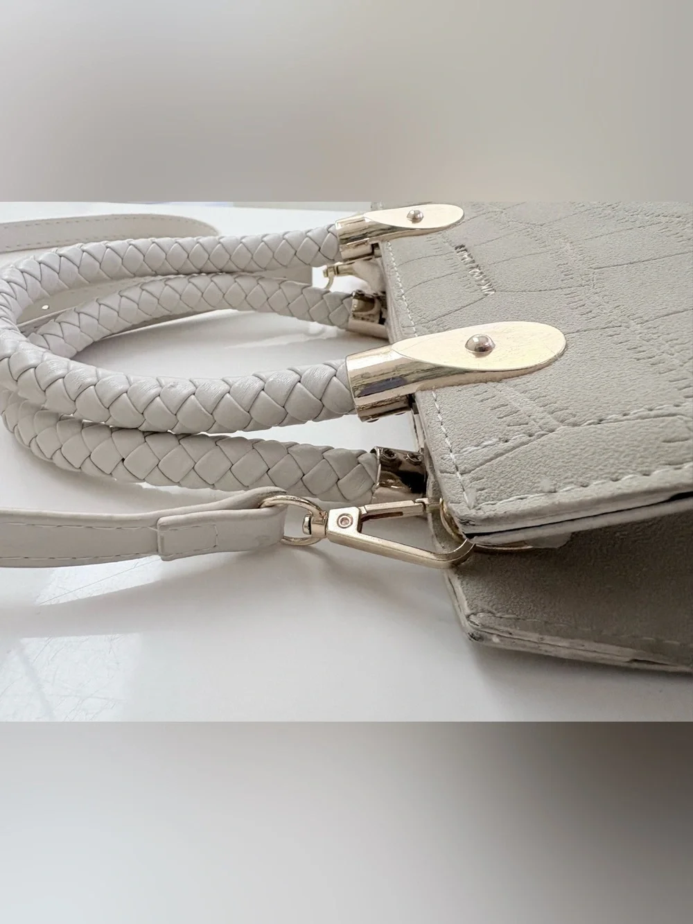 Women’s Cream Croc-Embossed Top-Handle Bag with Removable Strap Zipper Closure